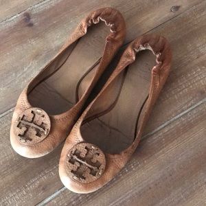 Tory Burch tan flats. Very worn.